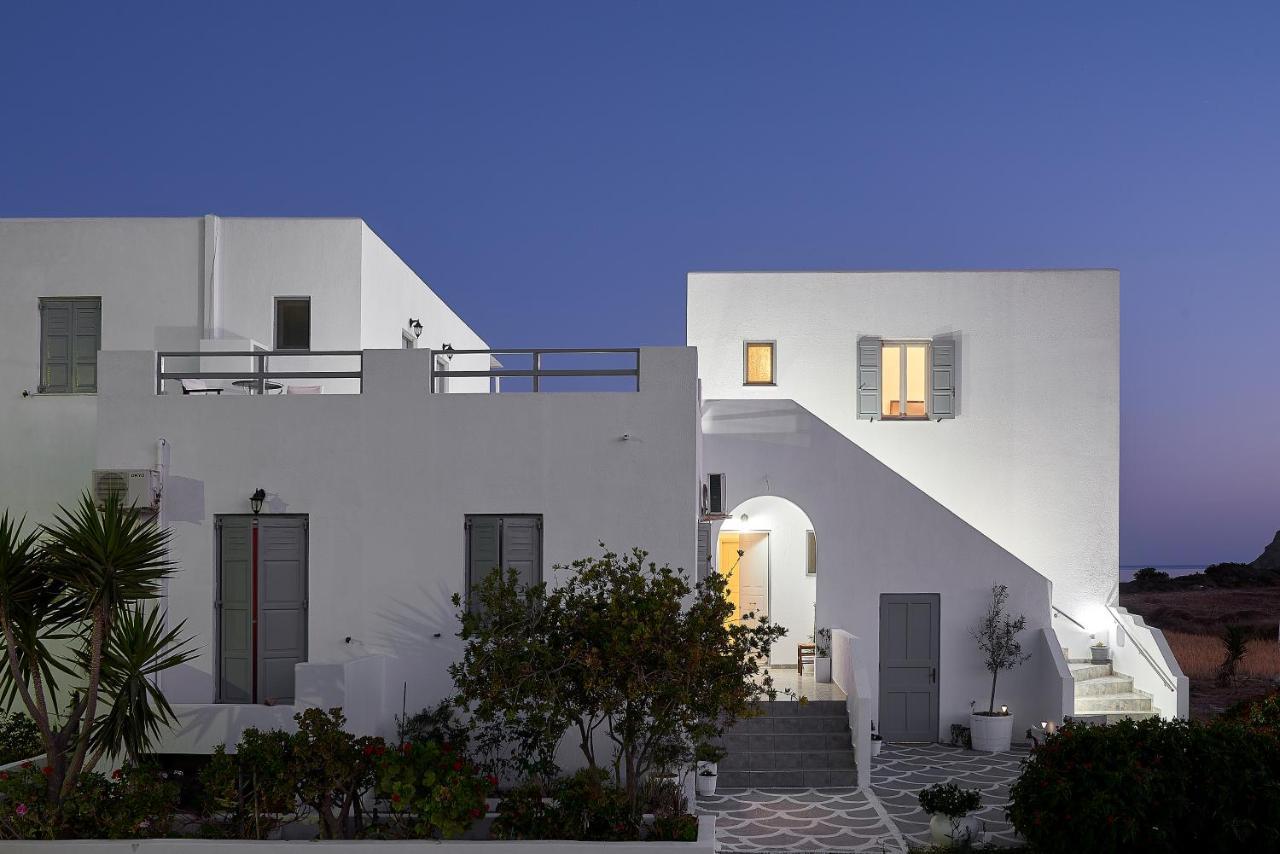 Muses Rooms Milos Provatas Bagian luar foto